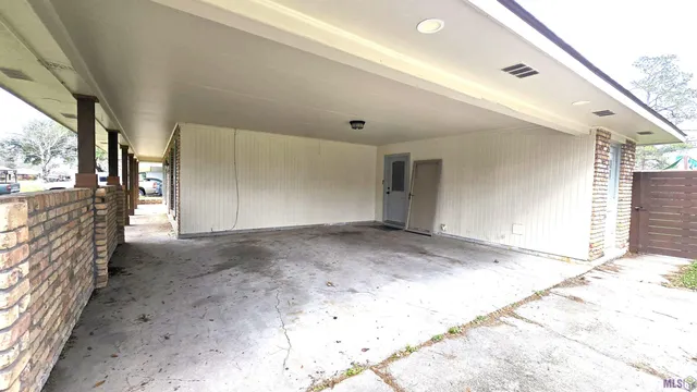 $185,000 | 463 West Chalfont Drive, Baton Rouge, LA 70819