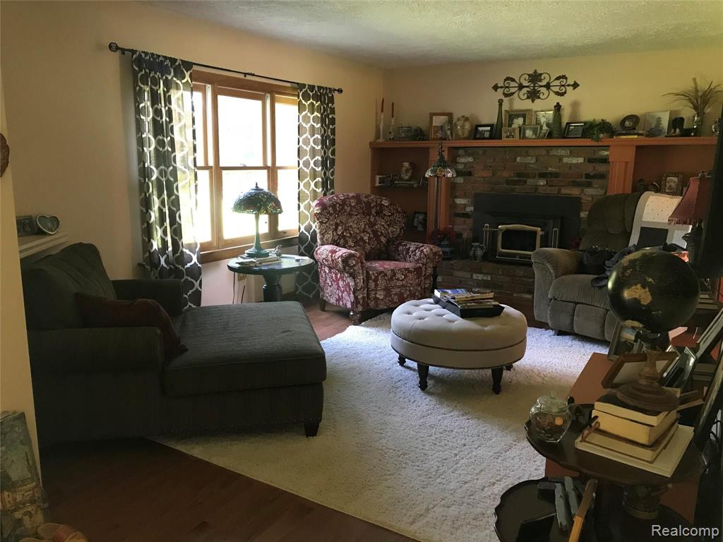 9045 Oakhill Road Clarkston, MI 48348 - Photo 25 of 55 Gallery Image 25