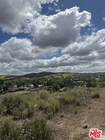 $1,488,888 | 1000 East Thousand Oaks Boulevard, Thousand Oaks, CA 91360