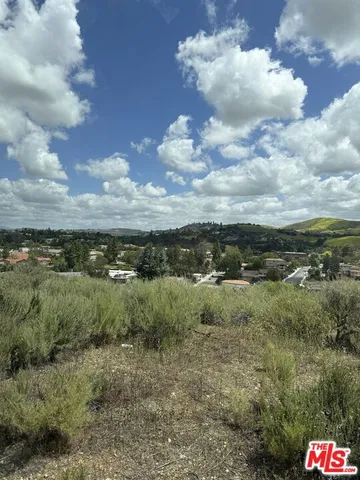 $1,488,888 | 1000 East Thousand Oaks Boulevard, Thousand Oaks, CA 91360