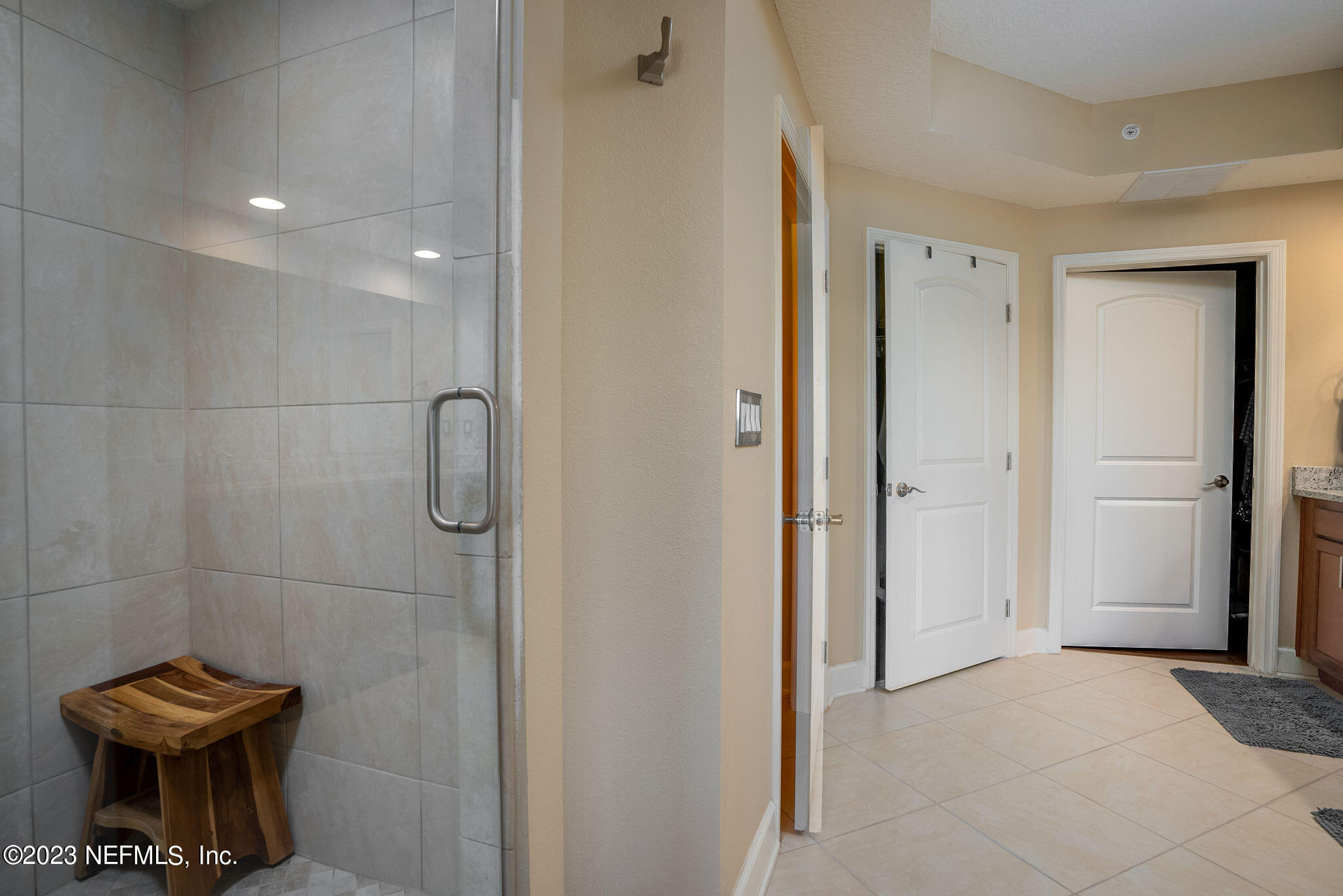 3958 Baymeadows Road, Unit 2502 Jacksonville, FL 32217 - Photo 39 of 87 materbath1