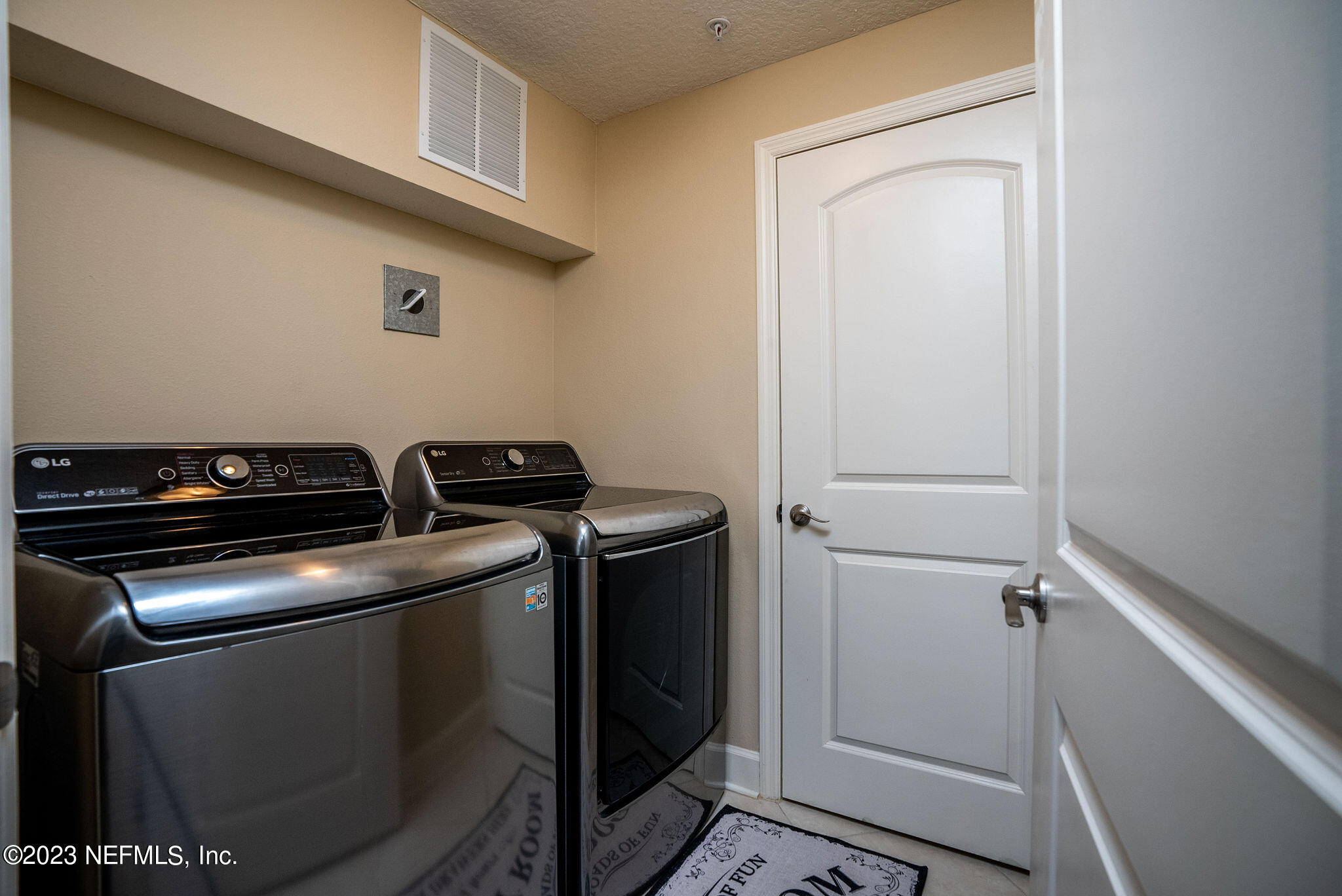 3958 Baymeadows Road, Unit 2502 Jacksonville, FL 32217 - Photo 47 of 87 laundry