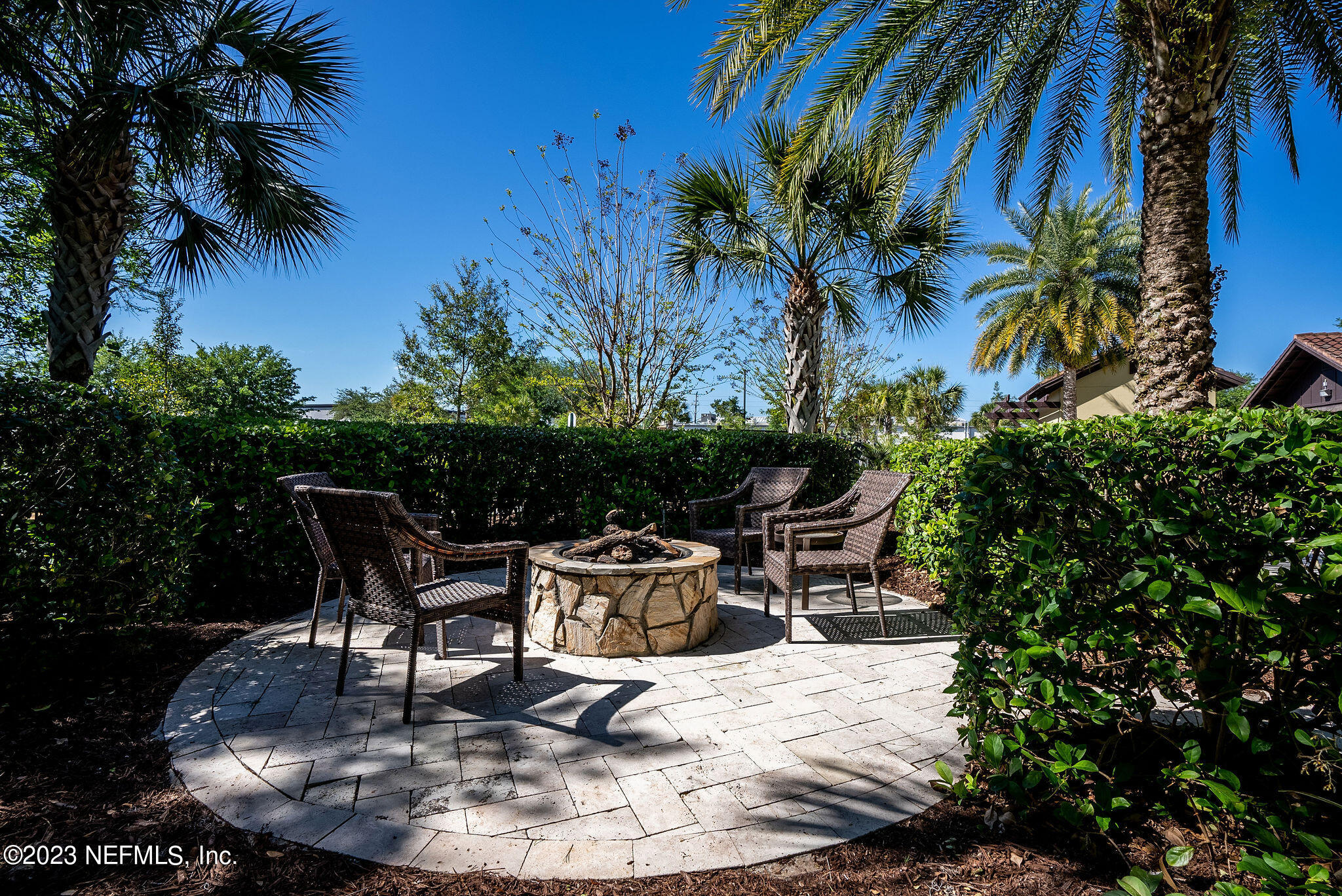 3958 Baymeadows Road, Unit 2502 Jacksonville, FL 32217 - Photo 52 of 87 Firepit