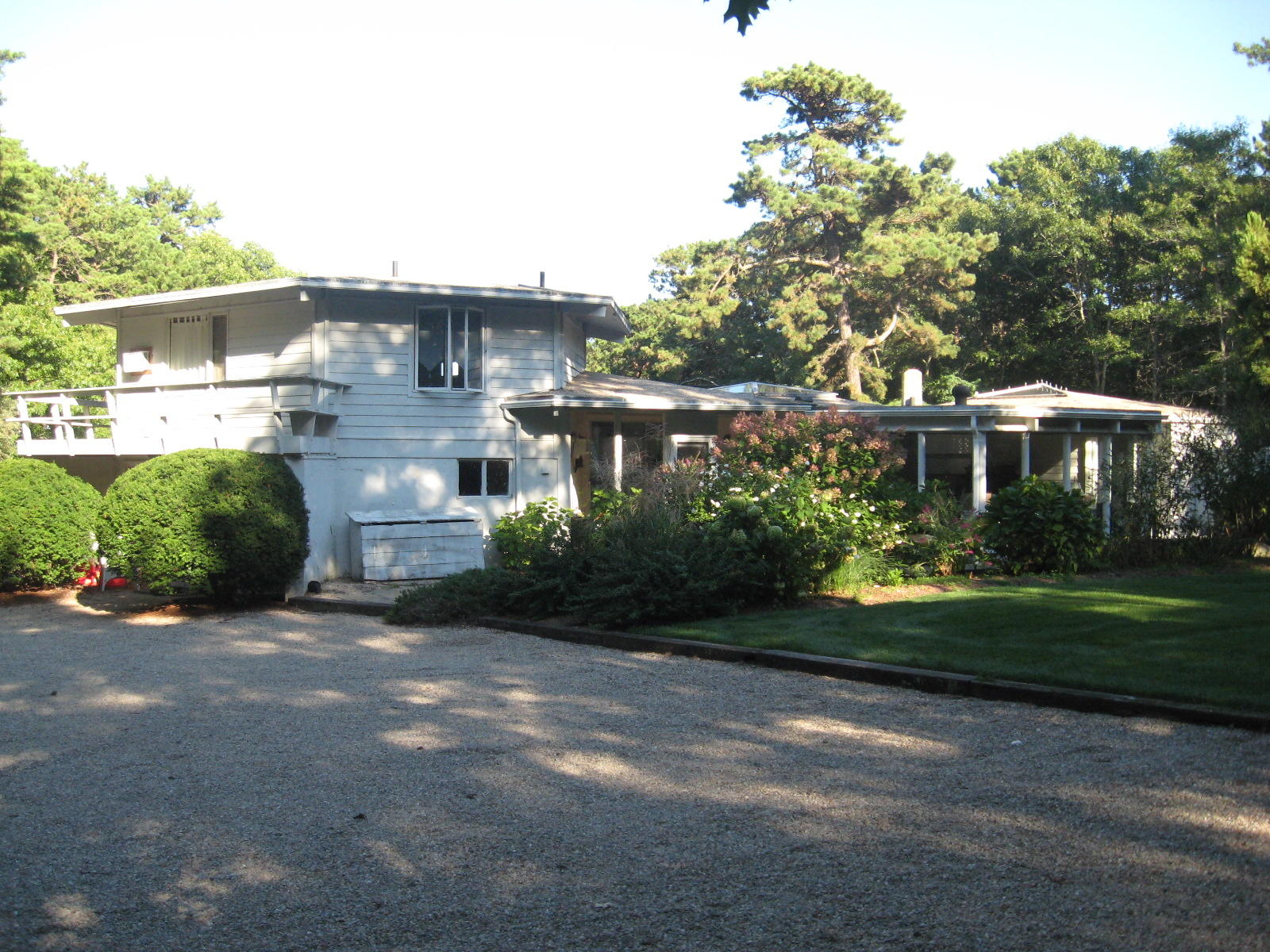 25 Vineyard Road Cotuit, MA 02635 - Photo 3 of 20 IMG_2587