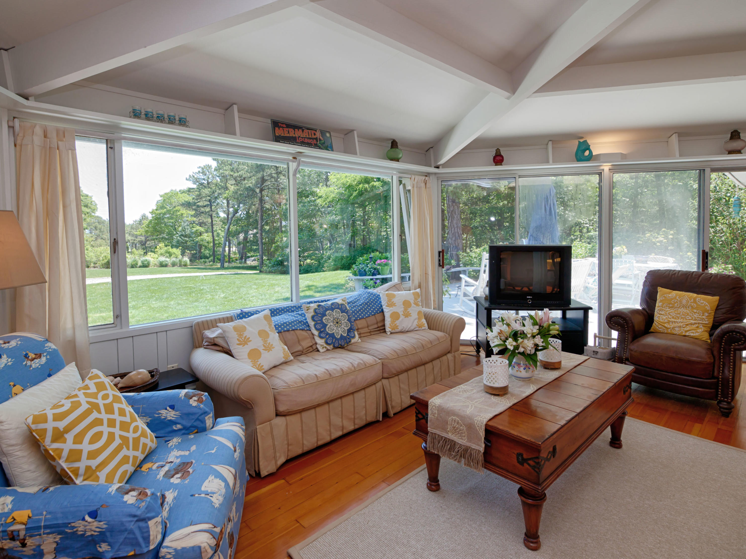 25 Vineyard Road Cotuit, MA 02635 - Photo 7 of 20 009_25Vineyard_06302014