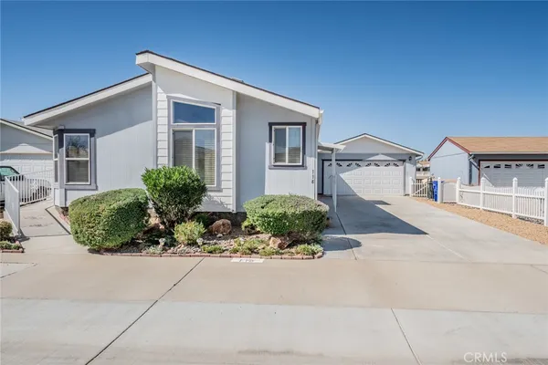 $179,900 | 22241 Nisqually Road, Unit 118, Apple Valley, CA 92308