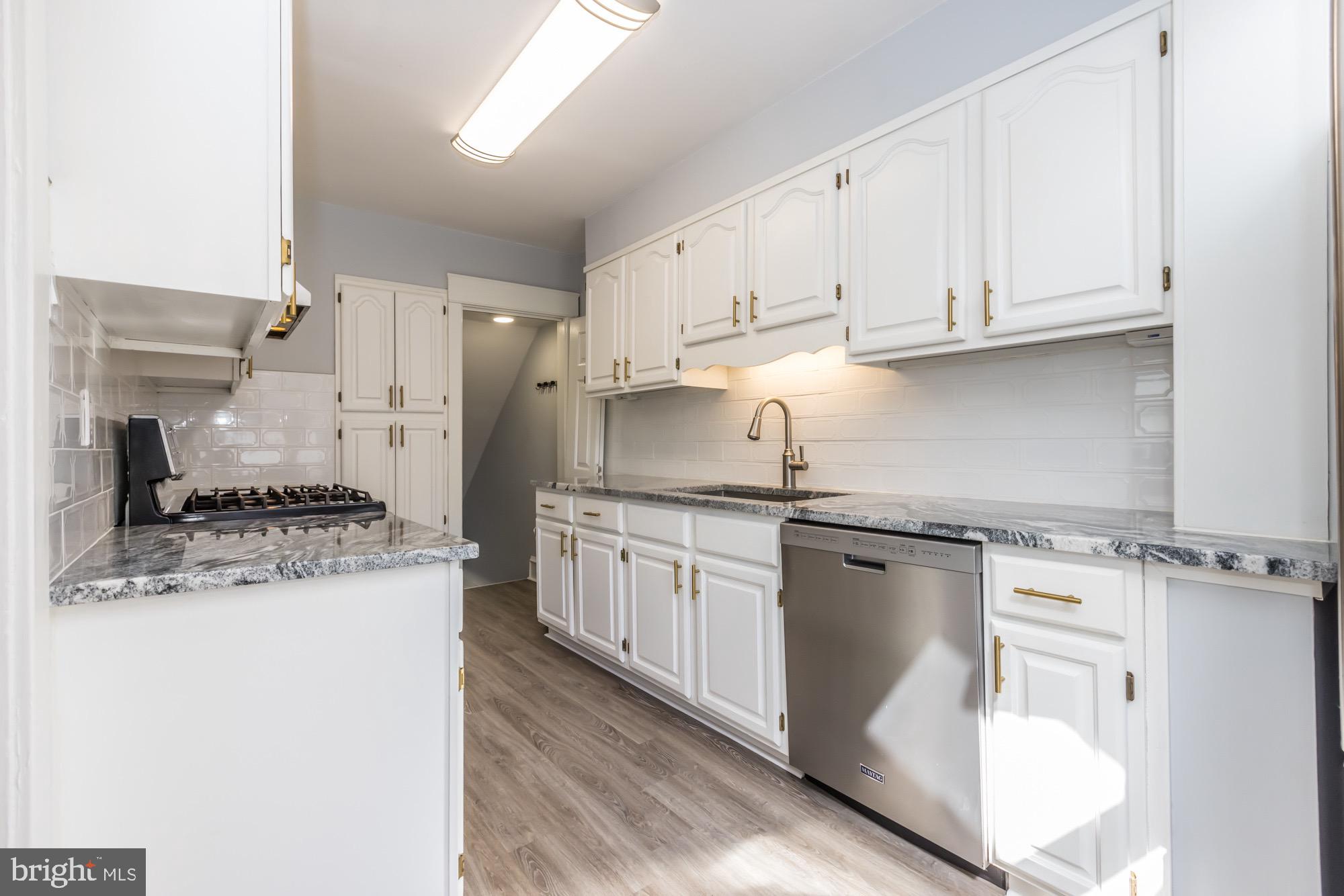 126 Gladstone Road Lansdowne, PA 19050 - Photo 9 of 24