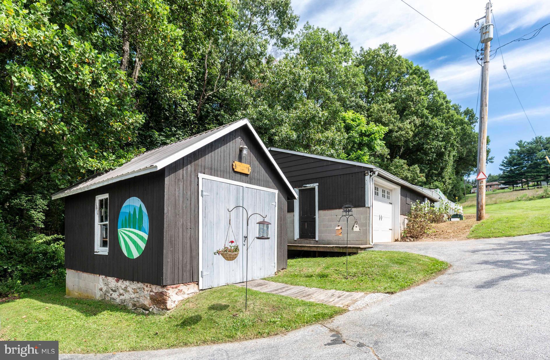 2617 Old Fort Schoolhouse Road Hampstead, MD 21074 - Photo 23 of 78 Detached garage 1
