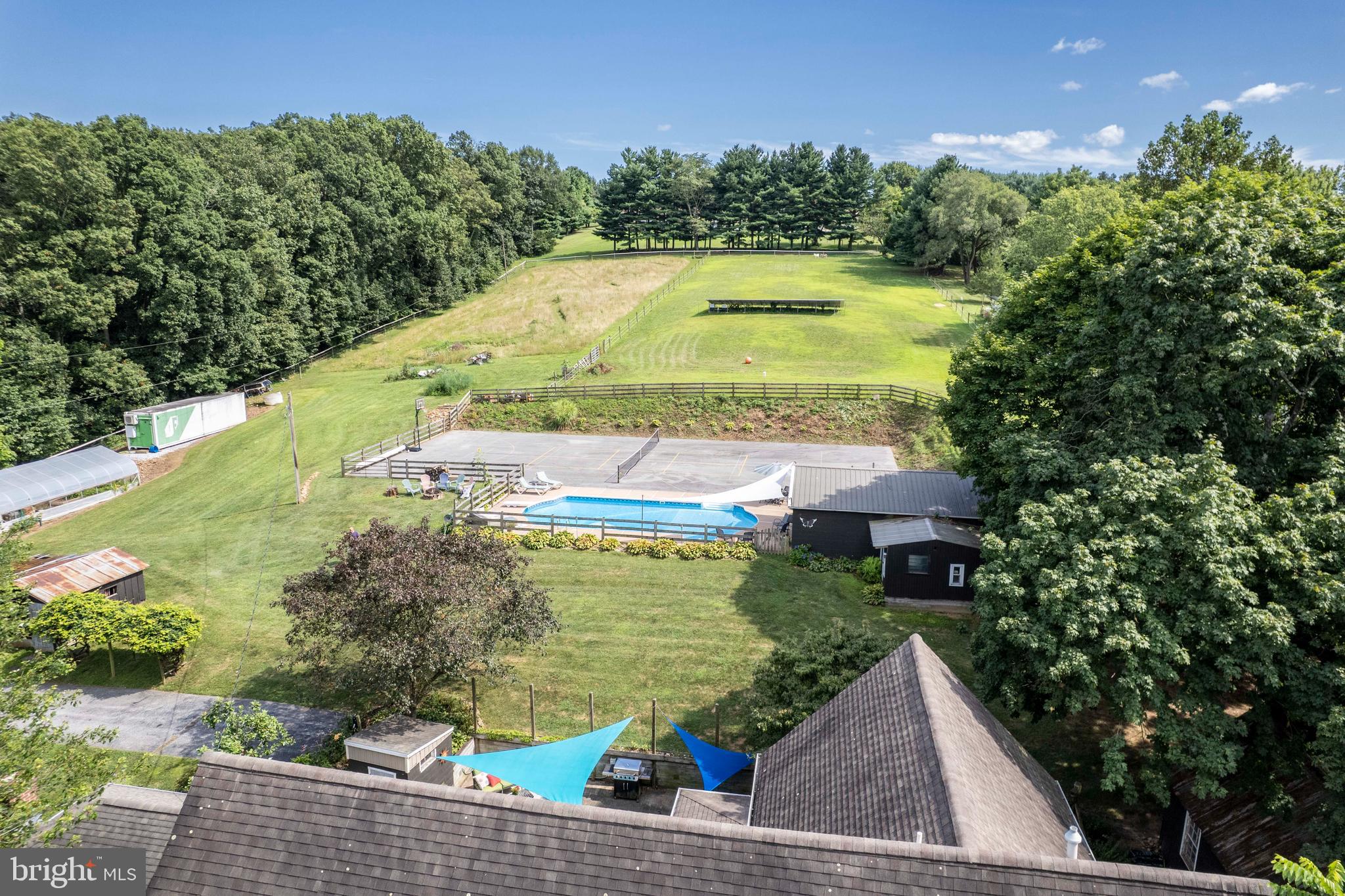 2617 Old Fort Schoolhouse Road Hampstead, MD 21074 - Photo 29 of 78 Back yard