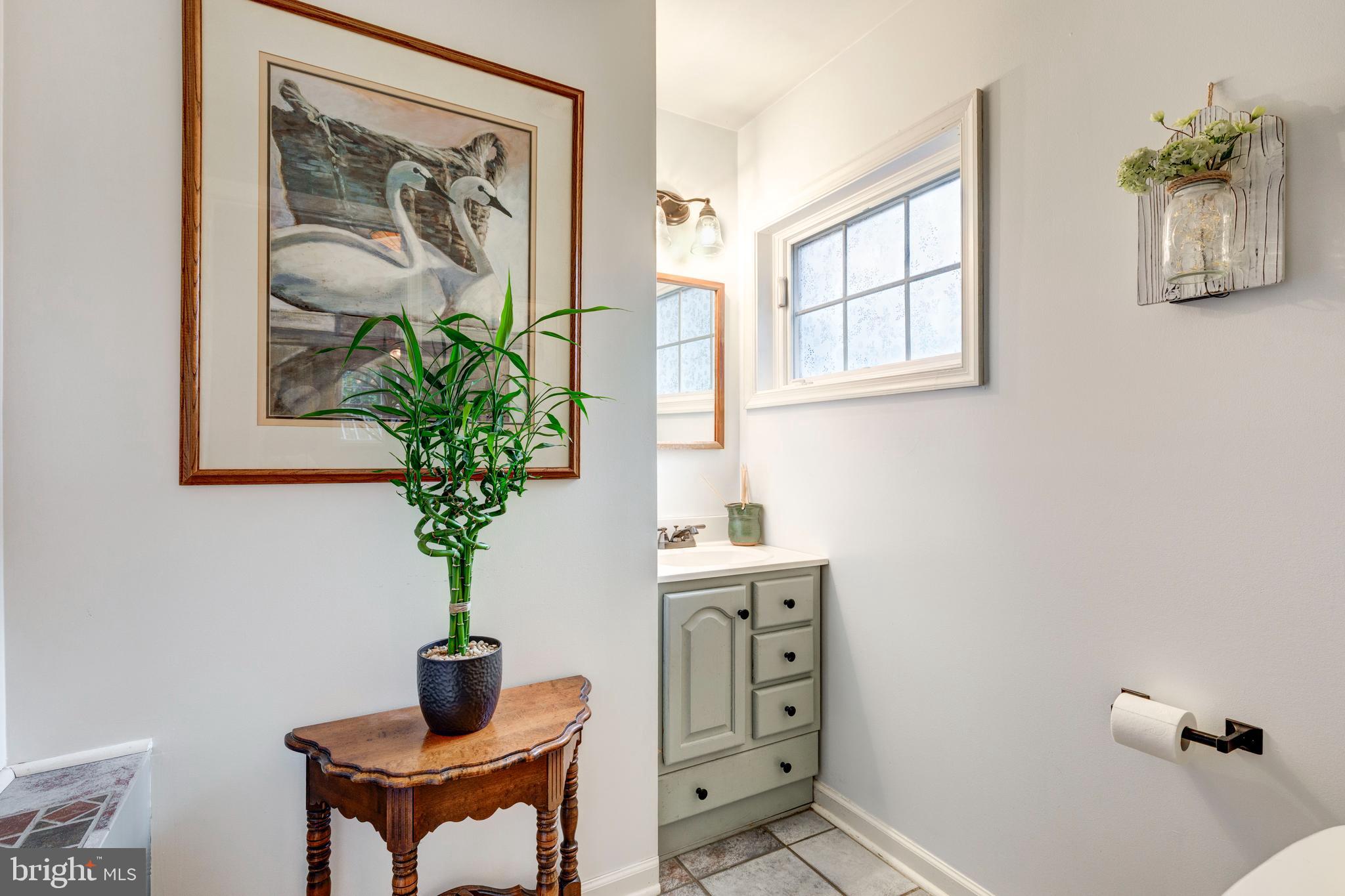 2617 Old Fort Schoolhouse Road Hampstead, MD 21074 - Photo 34 of 78 Half bath