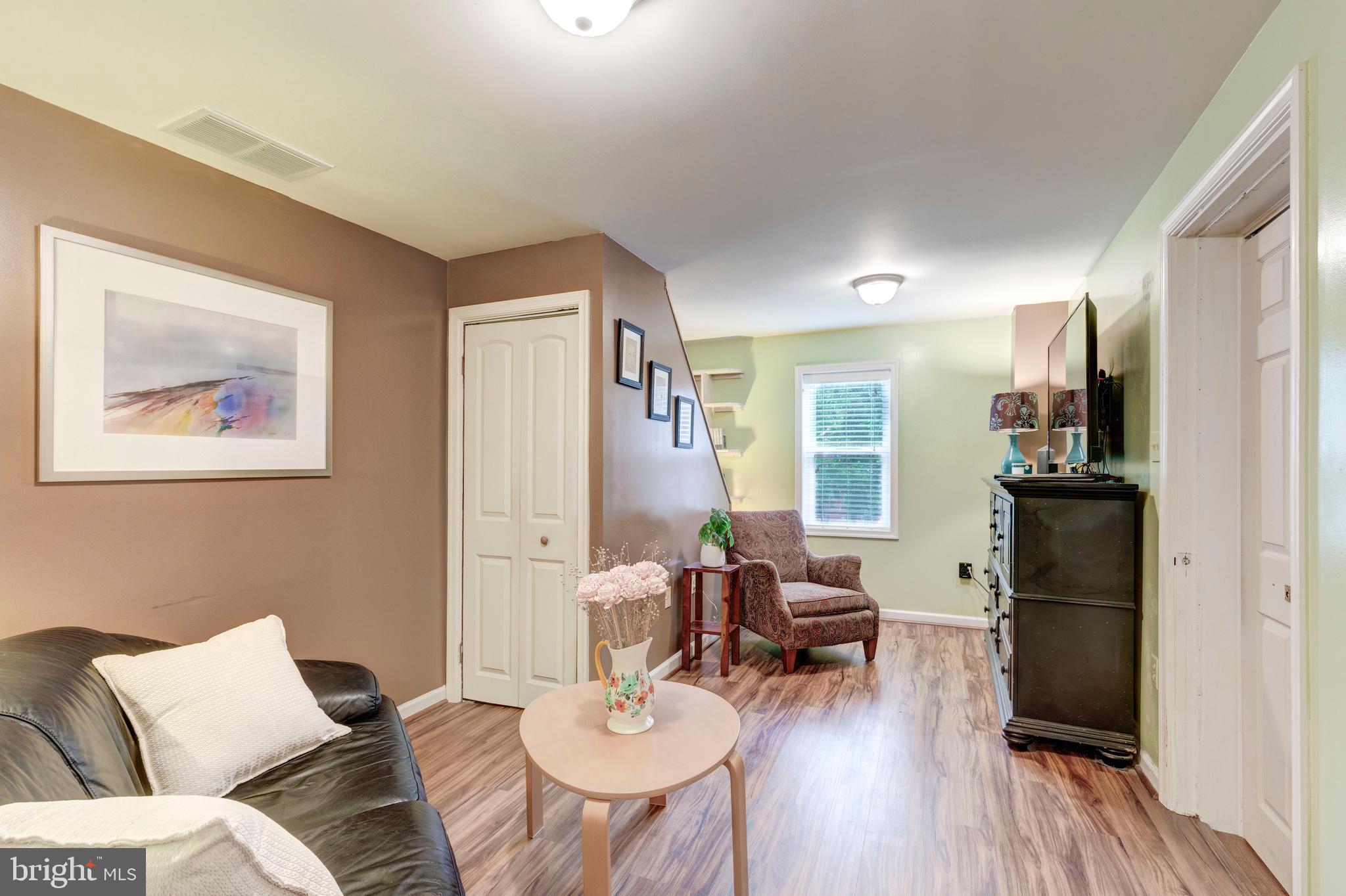 2617 Old Fort Schoolhouse Road Hampstead, MD 21074 - Photo 50 of 78 Living room