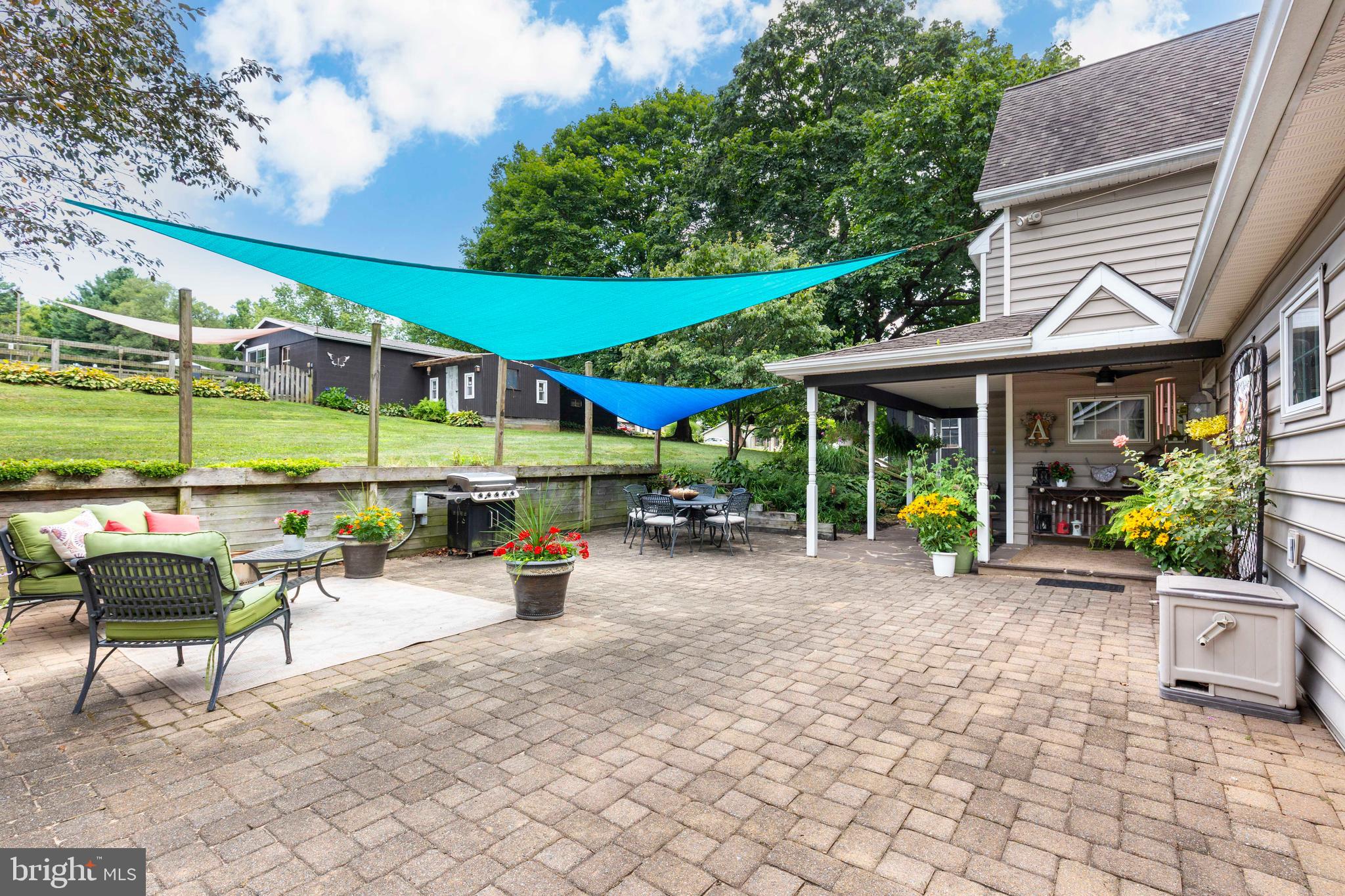 2617 Old Fort Schoolhouse Road Hampstead, MD 21074 - Photo 6 of 78 Paver patio