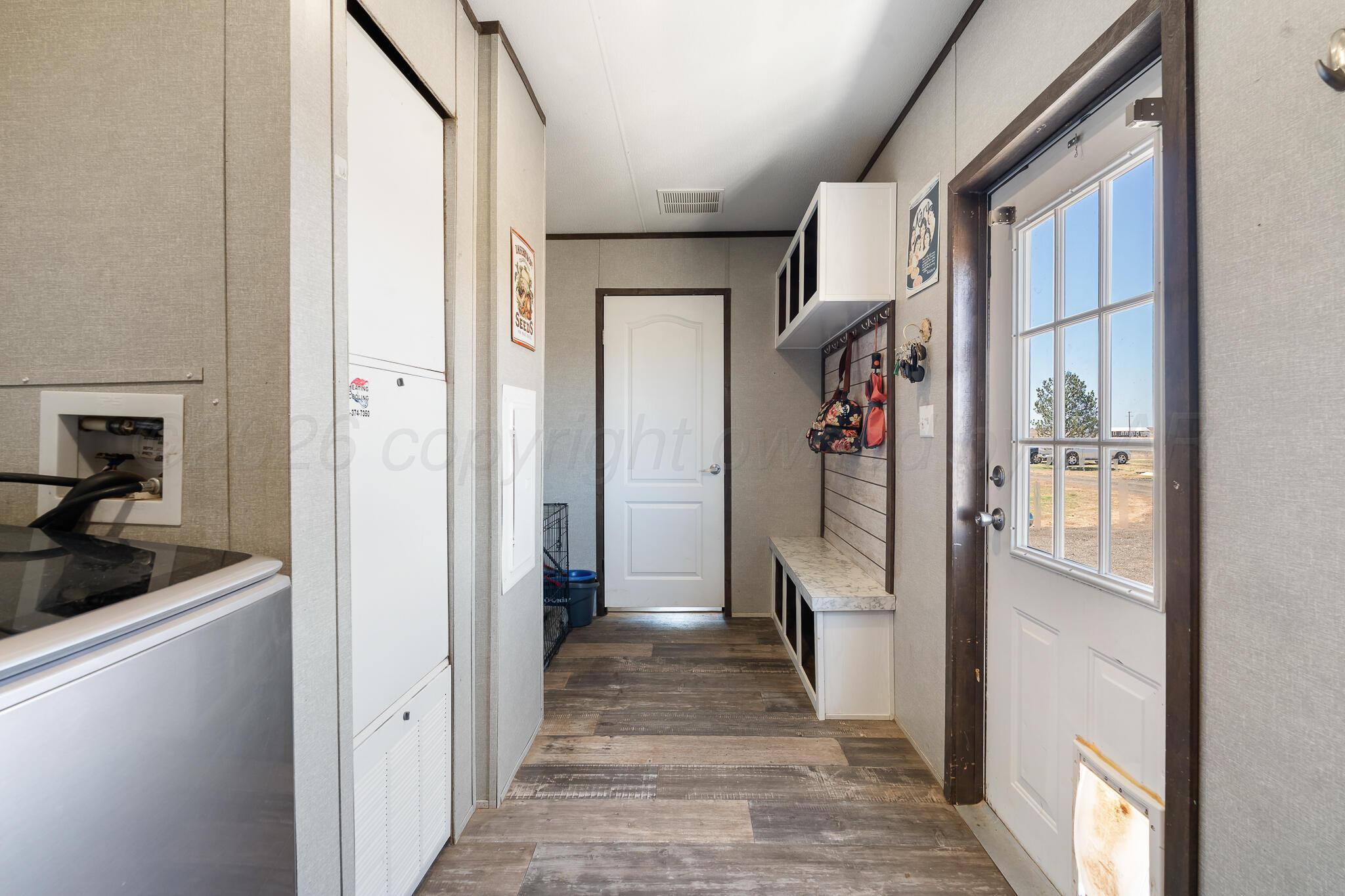 11401 Anderson Road Amarillo, TX 79118 - Photo 34 of 59 Mud Room