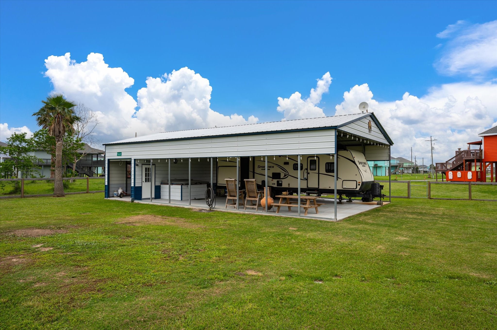 2120 State Highway 87 Crystal Beach, TX 77650 - Photo 16 of 34