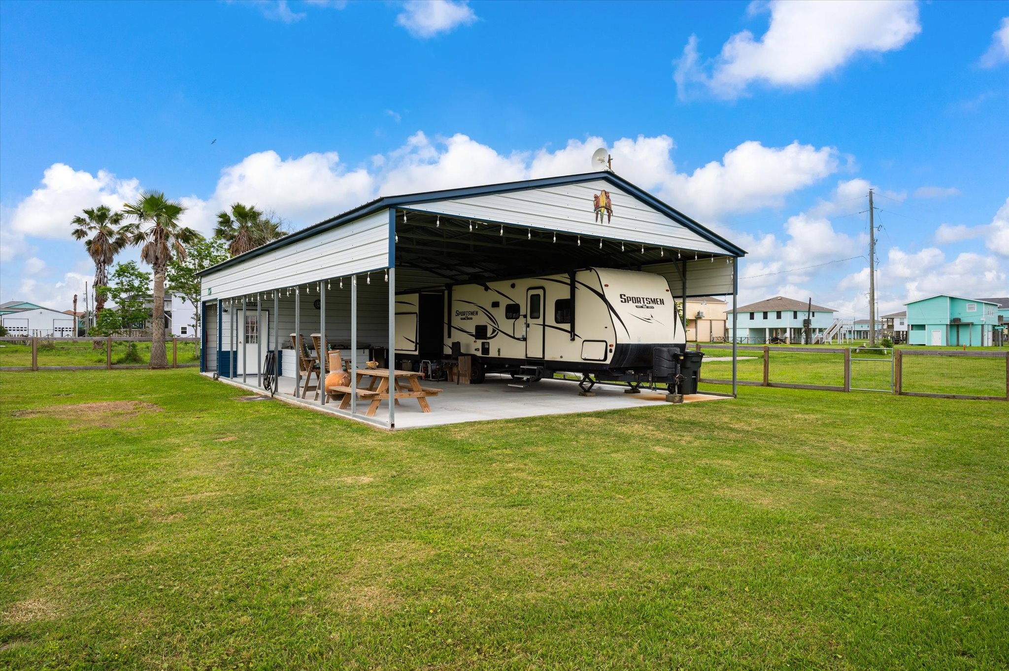 2120 State Highway 87 Crystal Beach, TX 77650 - Photo 17 of 34