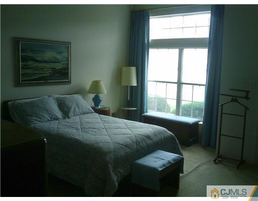 3 A Hempstead Road Monroe Township, NJ 08831 - Photo 4 of 10 Gallery Image 4