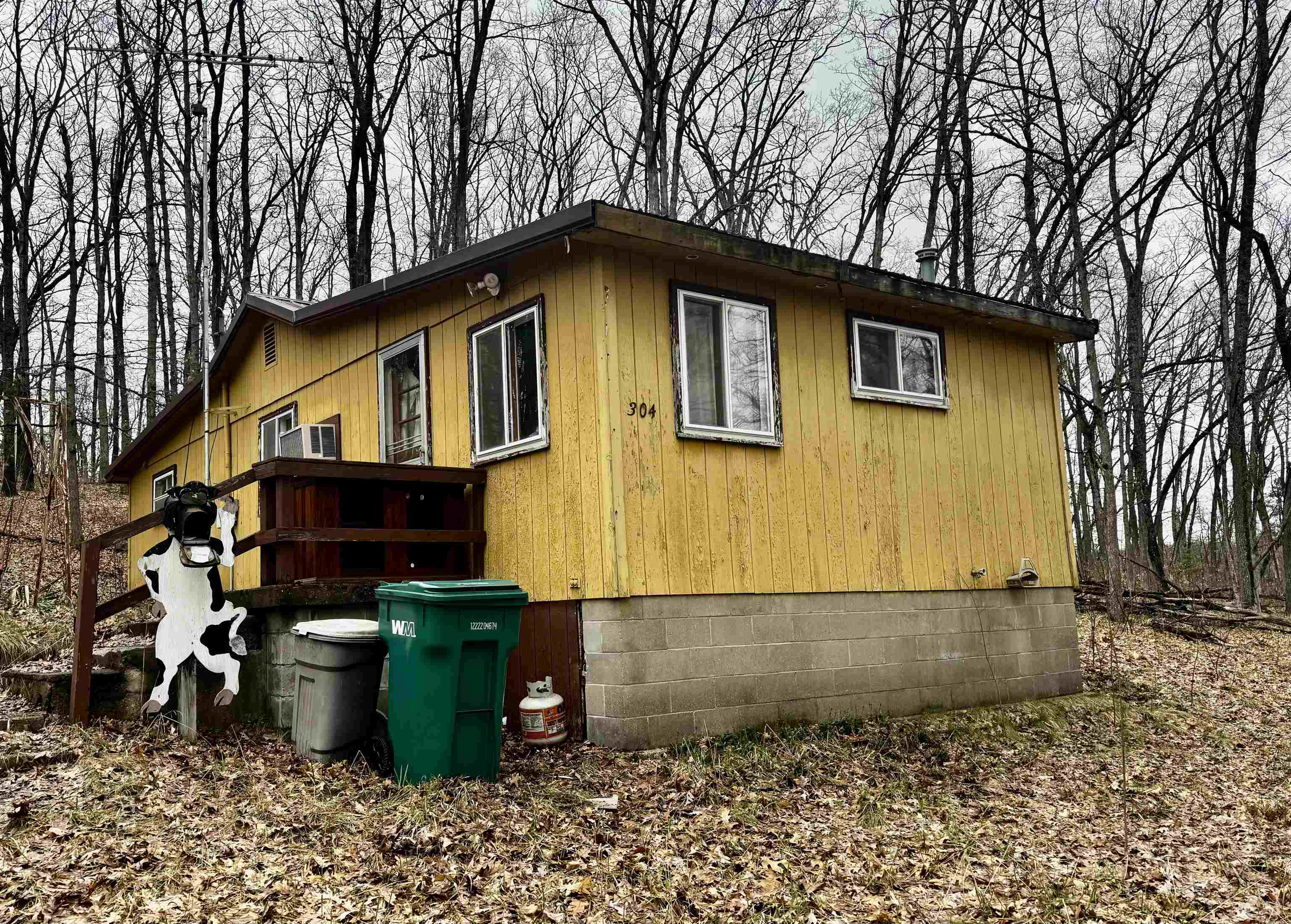304 Burns Road Harrison, MI 48625 - Photo 1 of 15