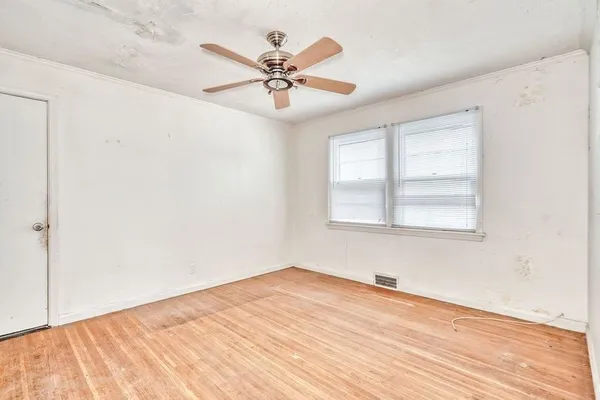 $174,900 | 262 Commodore Parkway, Brighton, NY 14625