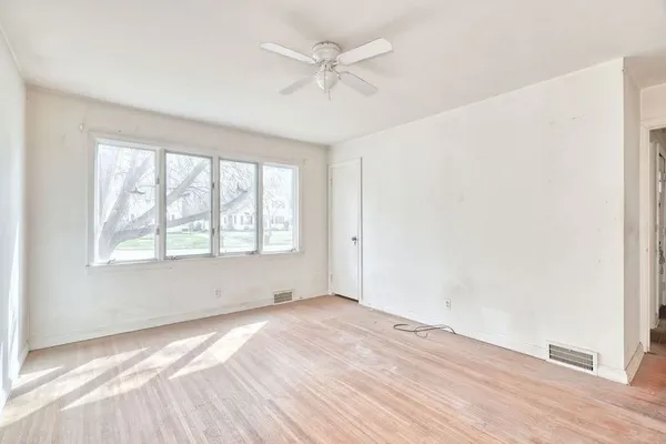 $174,900 | 262 Commodore Parkway, Brighton, NY 14625