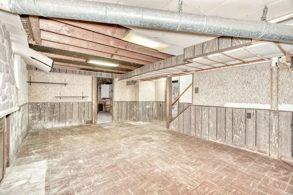 $174,900 | 262 Commodore Parkway, Brighton, NY 14625