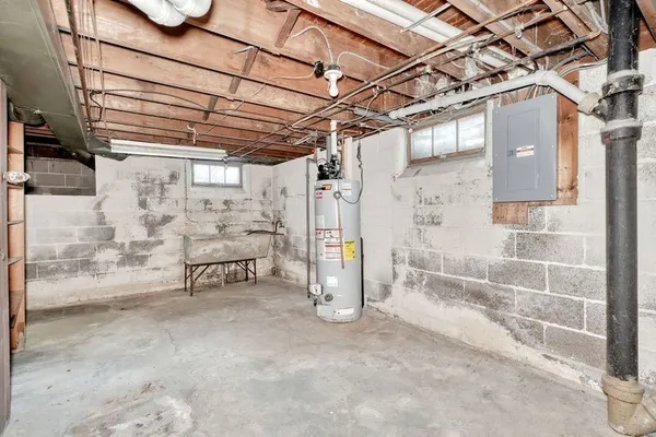 $174,900 | 262 Commodore Parkway, Brighton, NY 14625