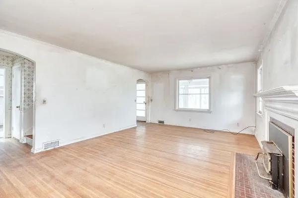 $174,900 | 262 Commodore Parkway, Brighton, NY 14625