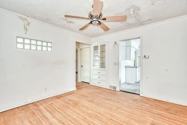 $174,900 | 262 Commodore Parkway, Brighton, NY 14625