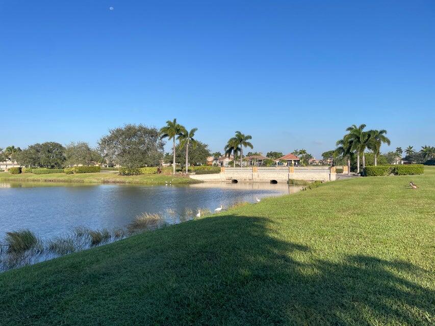 109 Southeast Rio Palermo Port St. Lucie, FL 34984 - Photo 4 of 8 a view of lake view