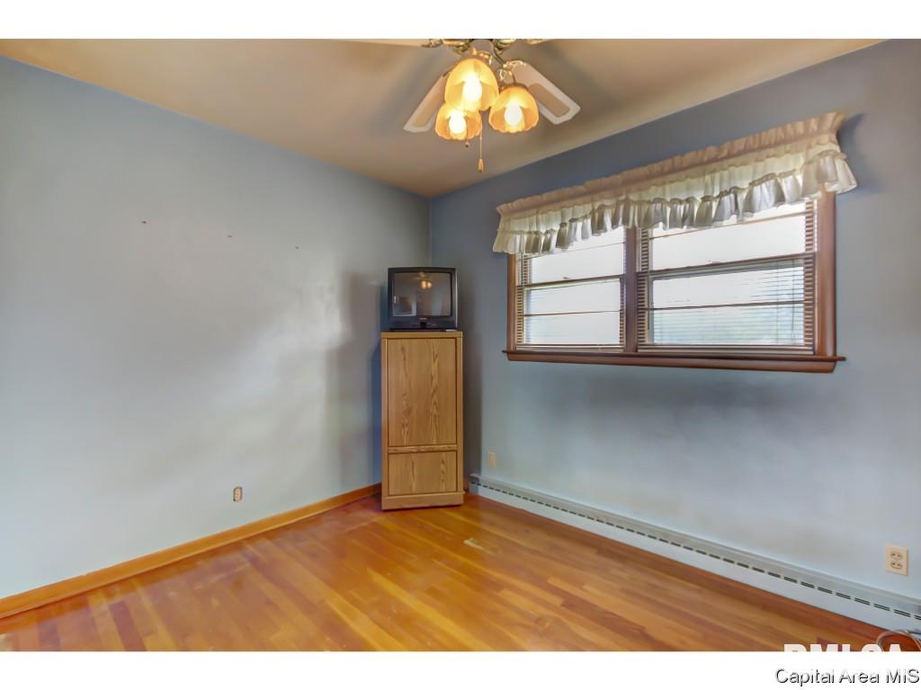 19 Sunny Side Drive Springfield, IL 62702 - Photo 14 of 34