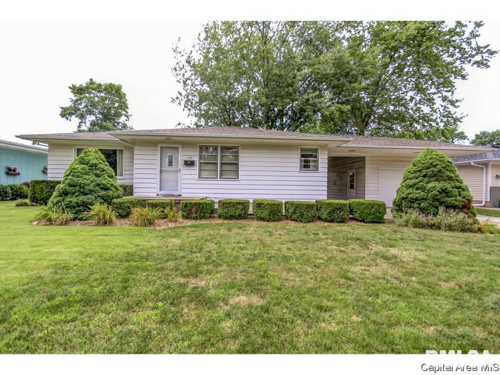 19 Sunny Side Drive Springfield, IL 62702 - Photo 4 of 34