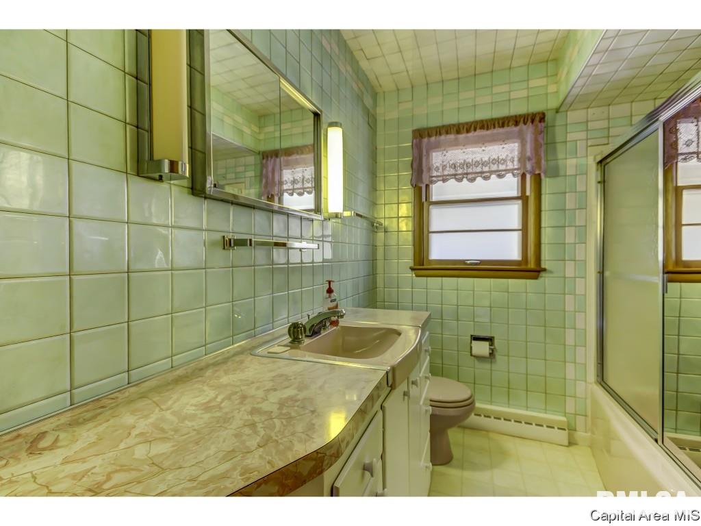 19 Sunny Side Drive Springfield, IL 62702 - Photo 10 of 34