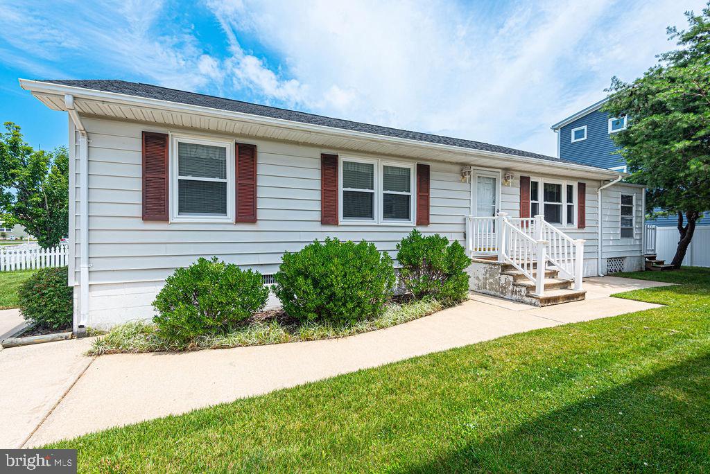 13804 Fiesta Road Ocean City, MD 21842 - Photo 1 of 52 Welcome to 13804 Fiesta Rd.