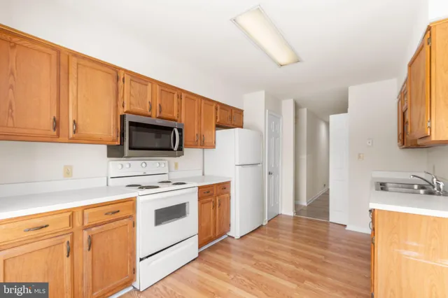 $395,000 | 5404 Leavells Crossing Drive, Fredericksburg, VA 22407