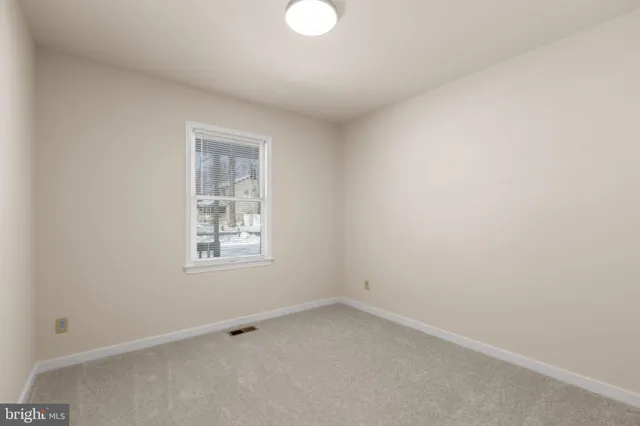 $395,000 | 5404 Leavells Crossing Drive, Fredericksburg, VA 22407