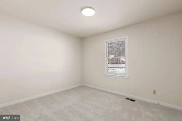 $395,000 | 5404 Leavells Crossing Drive, Fredericksburg, VA 22407