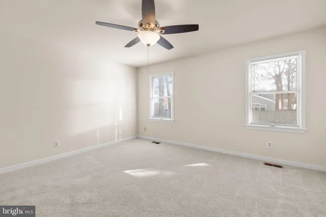 $395,000 | 5404 Leavells Crossing Drive, Fredericksburg, VA 22407