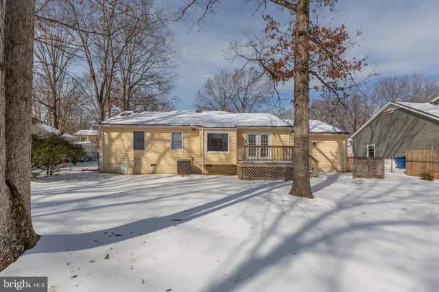 $395,000 | 5404 Leavells Crossing Drive, Fredericksburg, VA 22407