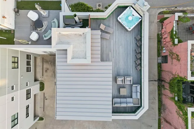 $1,299,999 | 409 East 7th Street, Fort Worth, TX 76102