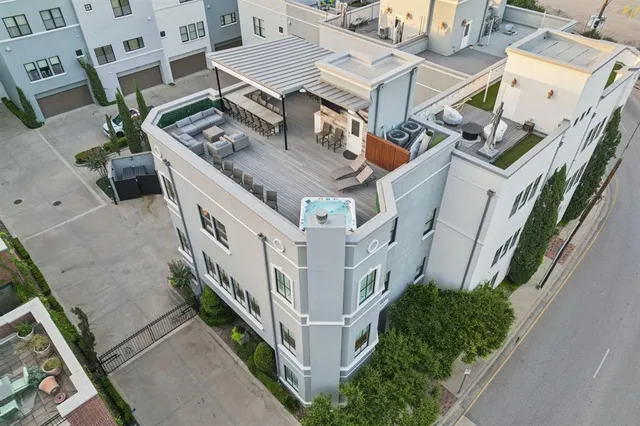 $1,299,999 | 409 East 7th Street, Fort Worth, TX 76102