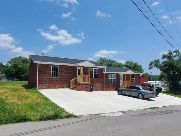 $1,075 | 139 Mill Lane, Unit B, Carthage, TN 37030