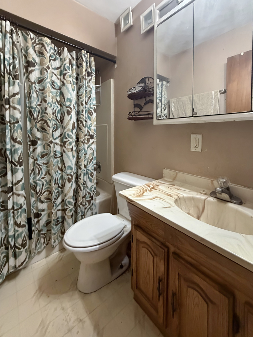 1245 West Violet Street Freeport, IL 61032 - Photo 15 of 17