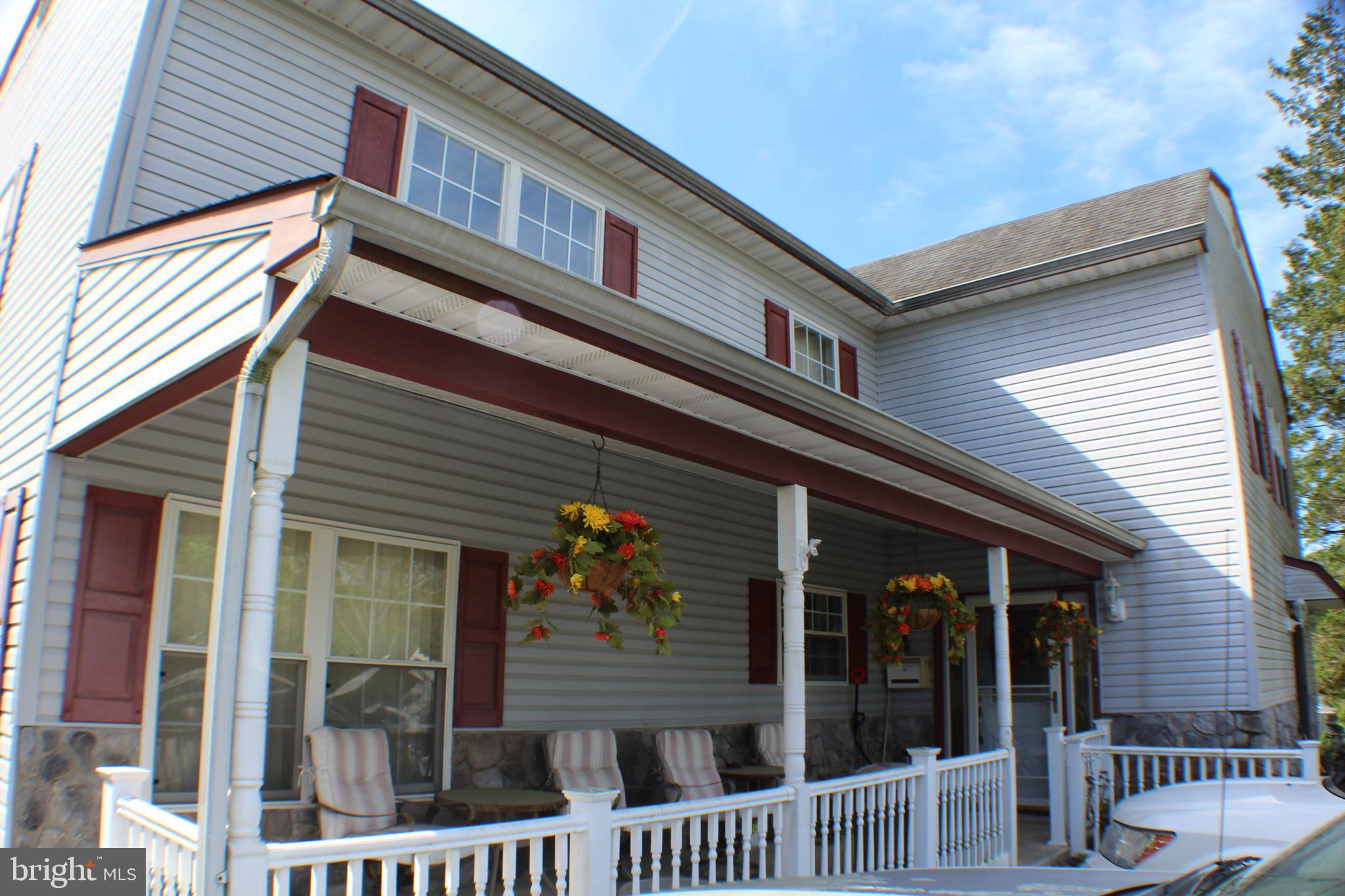 2 Hamlet Road Levittown, PA 19056 - Photo 2 of 48 Gallery Image 2