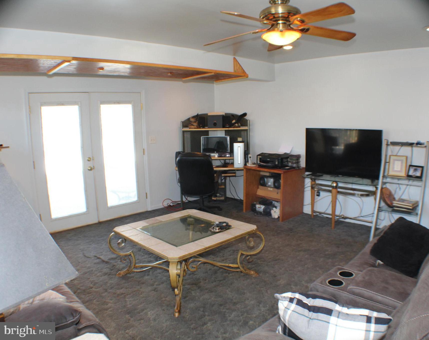 2 Hamlet Road Levittown, PA 19056 - Photo 16 of 48 Family Room