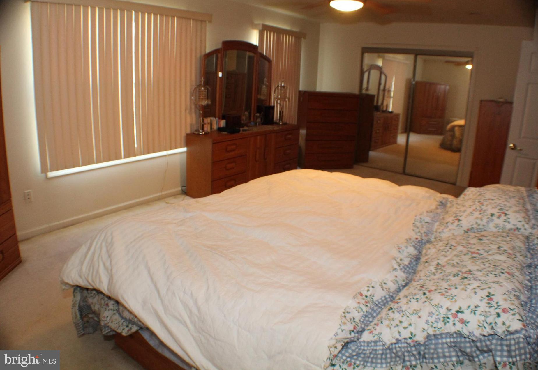 2 Hamlet Road Levittown, PA 19056 - Photo 21 of 48 Main bedroom