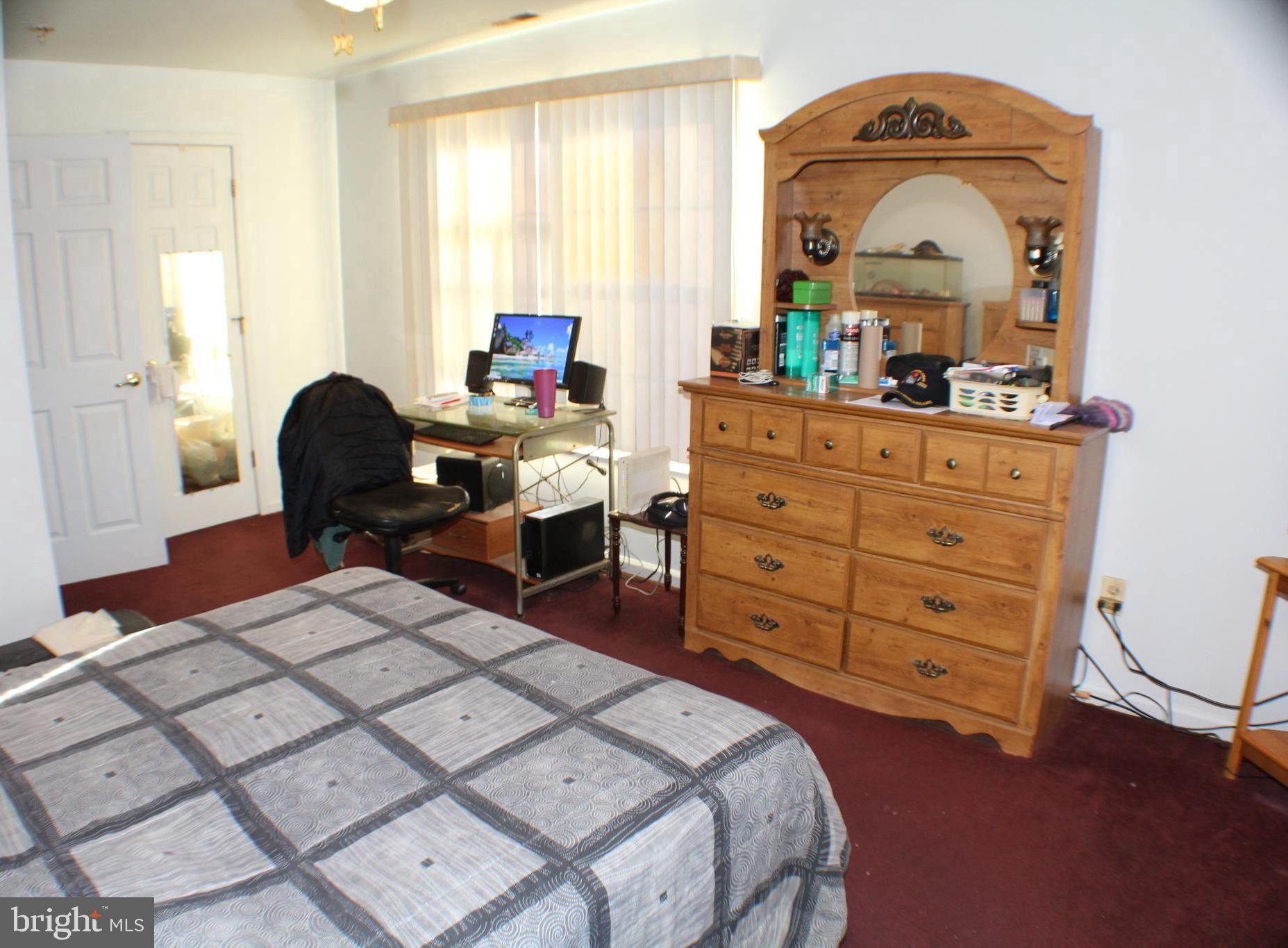 2 Hamlet Road Levittown, PA 19056 - Photo 29 of 48 2nd bedroom with walk closet