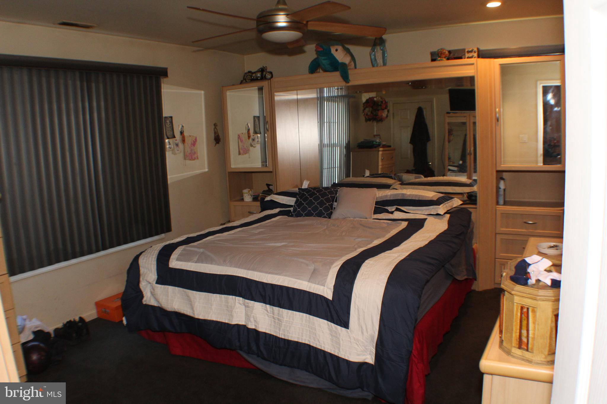 2 Hamlet Road Levittown, PA 19056 - Photo 30 of 48 3rd bedroom