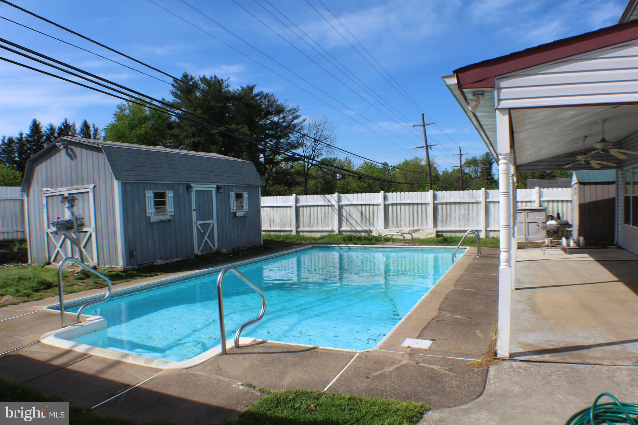 2 Hamlet Road Levittown, PA 19056 - Photo 40 of 48 Gallery Image 40