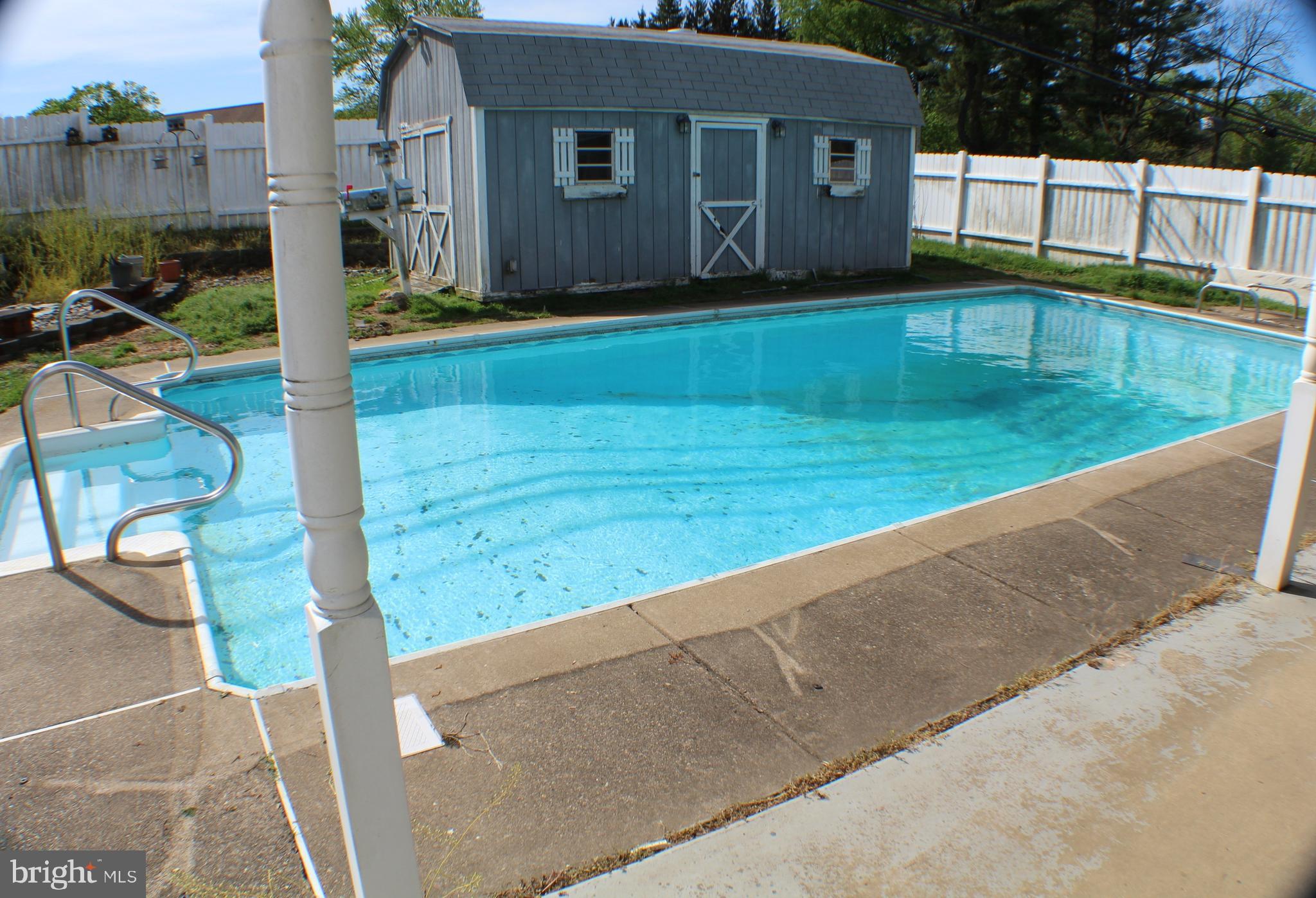 2 Hamlet Road Levittown, PA 19056 - Photo 41 of 48 Gallery Image 41