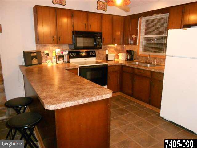 5188 Waltersdorff Road Spring Grove, PA 17362 - Photo 3 of 25