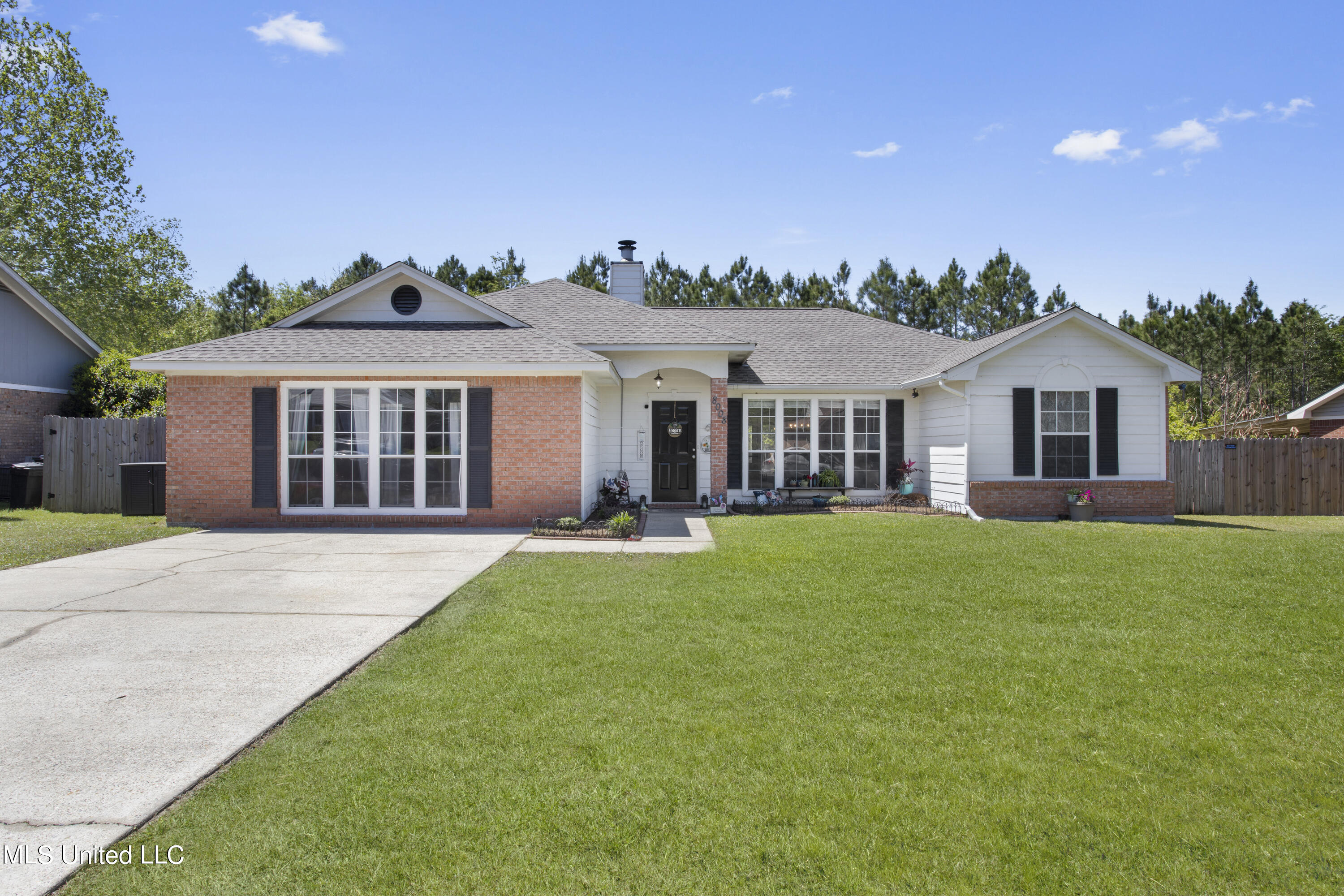 8008 Ridgecrest Circle Biloxi, MS 39532 - Photo 1 of 26 8008 Ridgecrest Cr.
